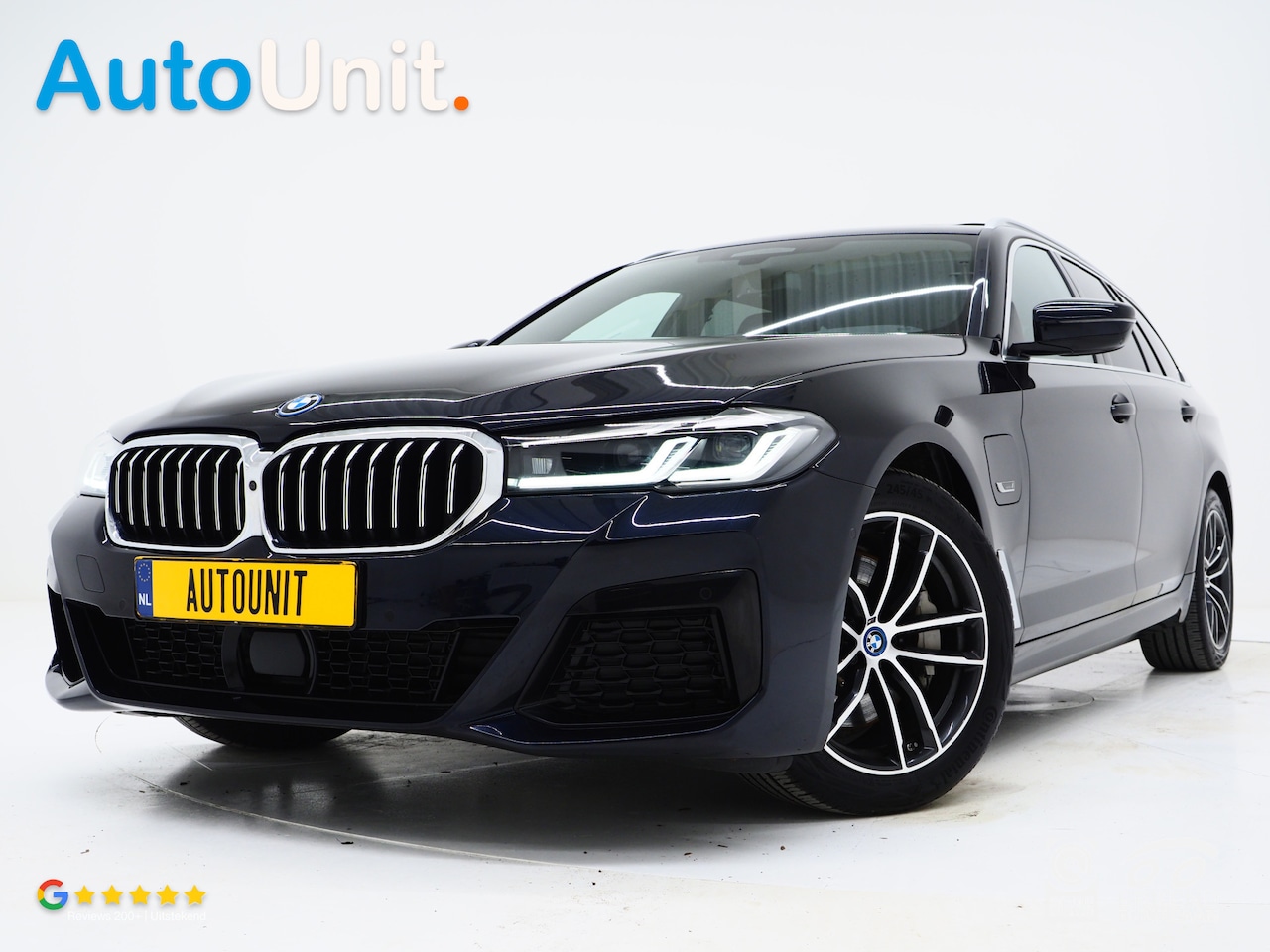 BMW 5-serie Touring - 530e xDrive M Sport | Panoramadak | Harman/Kardon | Leder | 360 | Adaptive Cruise | Trekha - AutoWereld.nl