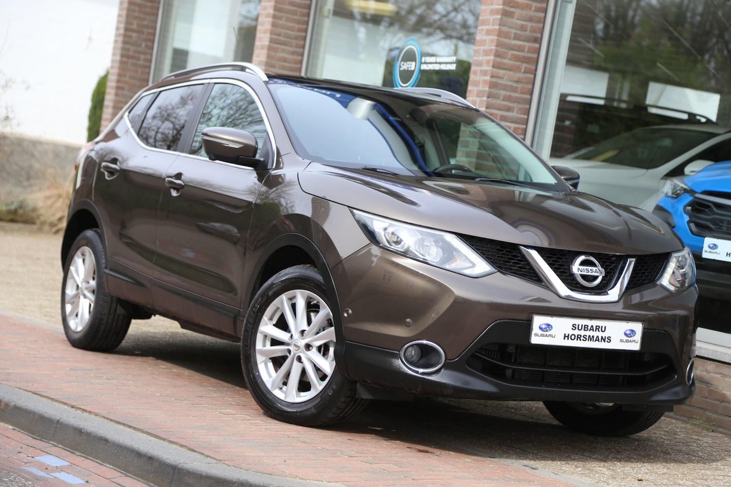 Nissan Qashqai - 1.2 Dig-T Tekna Leer Panorama 360view - AutoWereld.nl