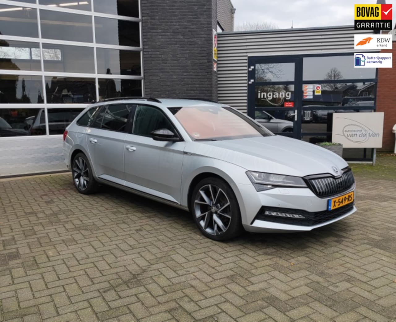 Skoda Superb Combi - 1.4 TSI iV Sportline Business 1.4 TSI iV Sportline Business - AutoWereld.nl