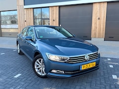 Volkswagen Passat - 1.6 TDI Comfortline (bj 2015) SEDAN XENON|NAVI|LMV