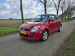 Suzuki Swift - 1.5 Exclusive