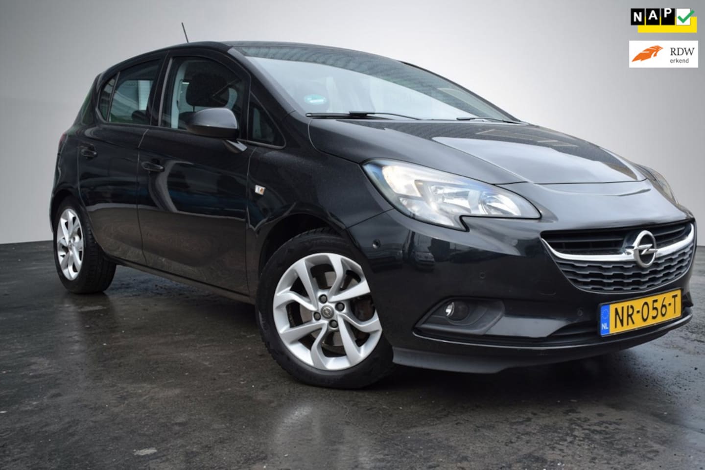 Opel Corsa - 1.0 Turbo Edition 1.0 Turbo Edition, Apple car play, Parkeercamera, Parkeersensoren voor en achter, Airco - AutoWereld.nl