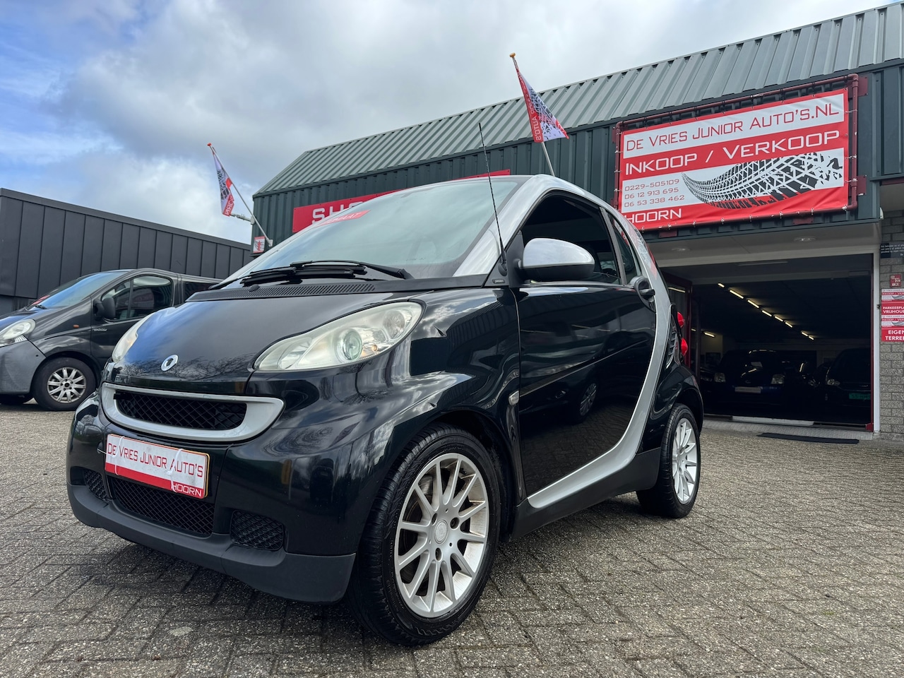 Smart Fortwo coupé - 1.0 Passion. Airco, automaat, Parrot carkit en meer! - AutoWereld.nl