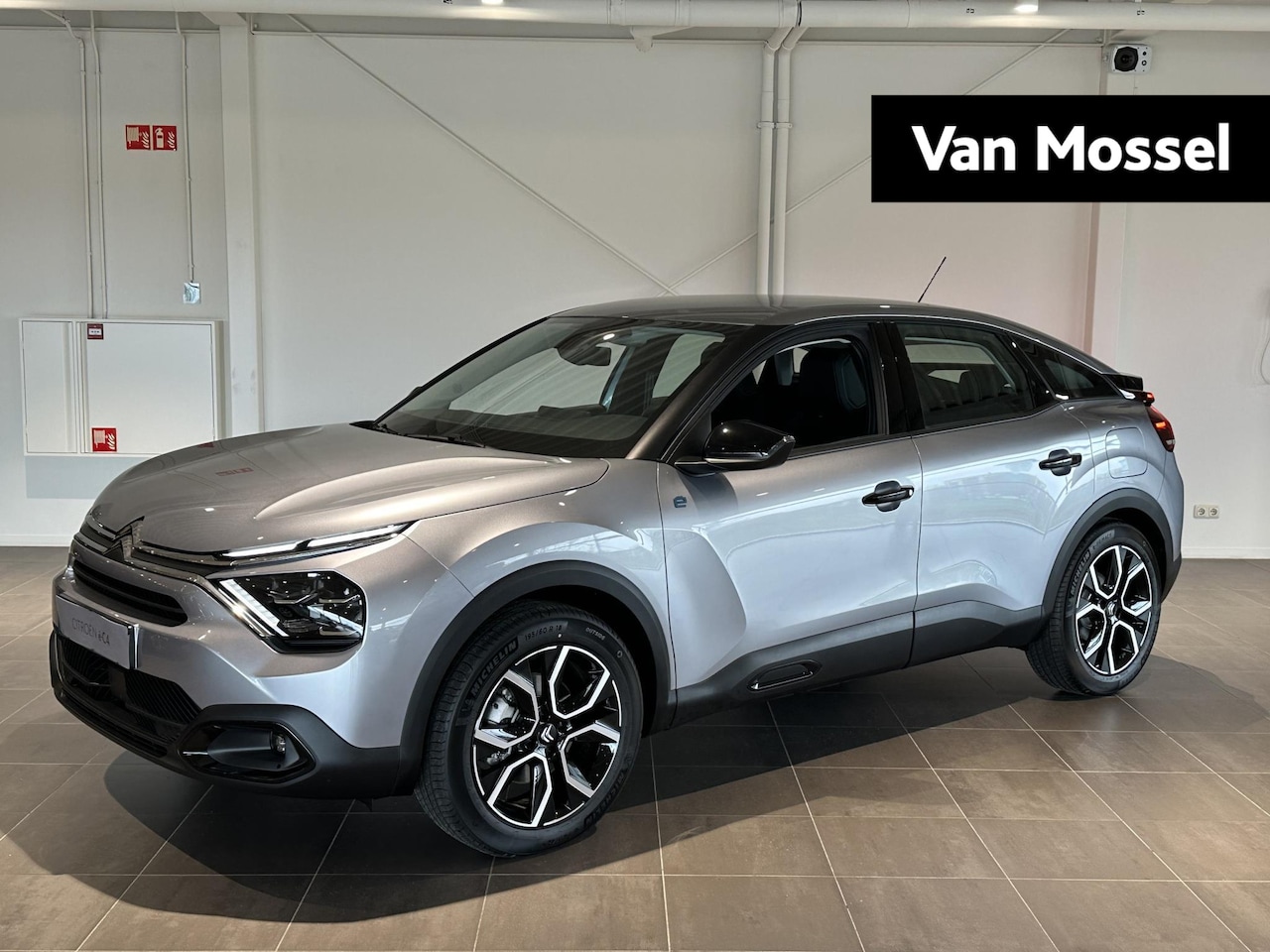 Citroën Ë-C4 - Feel 50 kWh Climate Control | Full Map Navigatie | Apple Carplay / Android Auto | Camera | - AutoWereld.nl