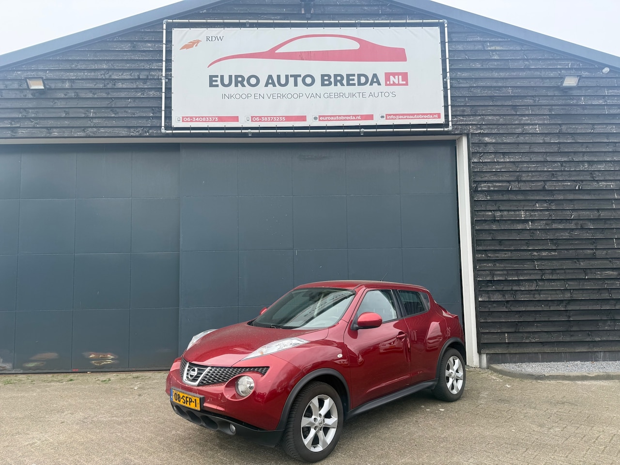 Nissan Juke - 1.6 Acenta Automaat - AutoWereld.nl