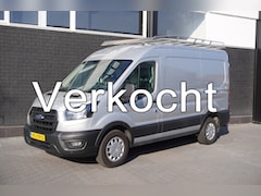 Ford Transit - 2.0 TDCI 130PK Automaat L2H2 EURO 6 - Airco - Navi - Cruise - Camera - € 18.950, - Excl