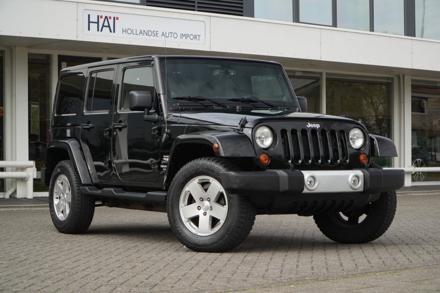 Jeep Wrangler Unlimited - 3.6 V6 Automaat Sahara I hardtop I 18 inch - AutoWereld.nl