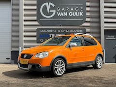 Volkswagen Polo - 1.4-16V Cross 80PK Trekhaak, Clima, ElektrRamen+Spiegels, Isofix, Radio/Cd-Speler, Dakrail