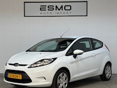 Ford Fiesta - 1.25 Limited Airco Nieuwe APK Zomer+winterbanden