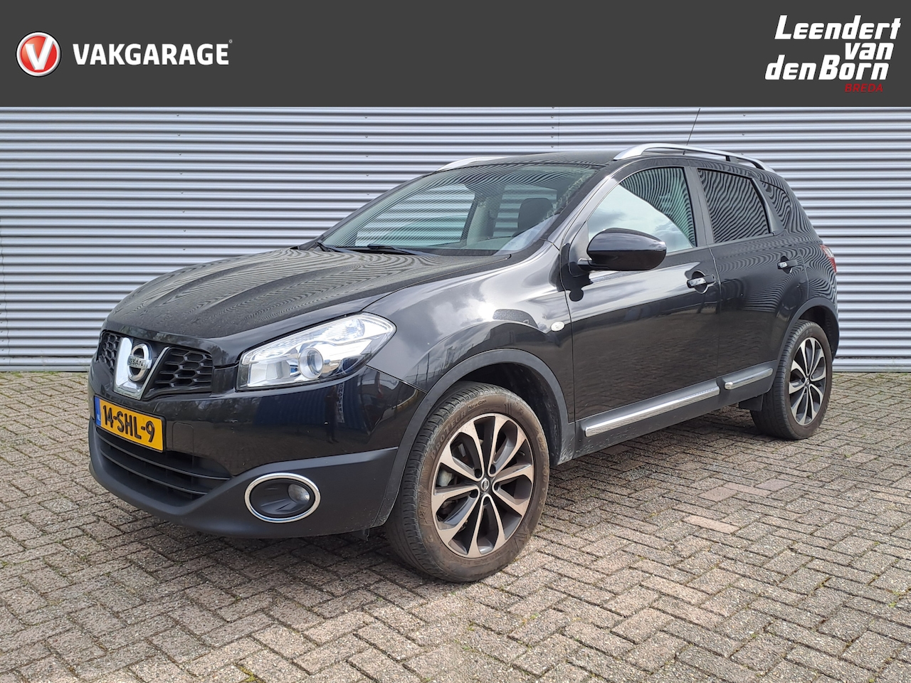 Nissan Qashqai - 1.6 Connect Edition | Trekhaak | Panorama Dak | Navigatie | Camera | Cruise Control | 18 ' - AutoWereld.nl