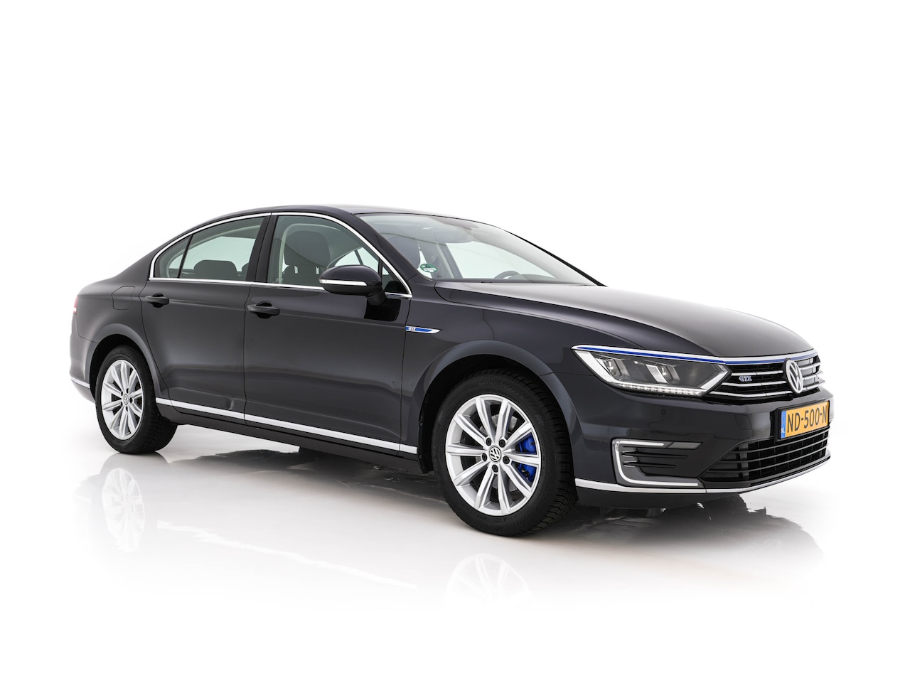 Volkswagen Passat - 1.4 TSI GTE Connected Series (INCL.BTW) *ADAPTIVE-CRUISE | FULL-LED | KEYLESS | NAVI-FULLM - AutoWereld.nl