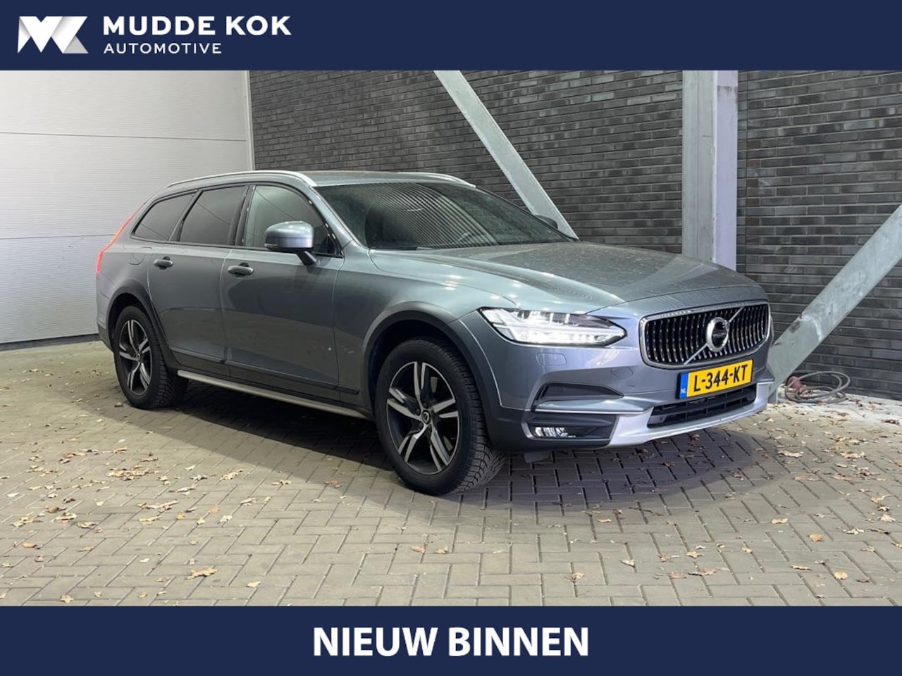 Volvo V90 Cross Country - T5 AWD Pro | Trekhaak | harman/kardon | ACC | BLIS | Vol-Leder | Keyless | Camera - AutoWereld.nl