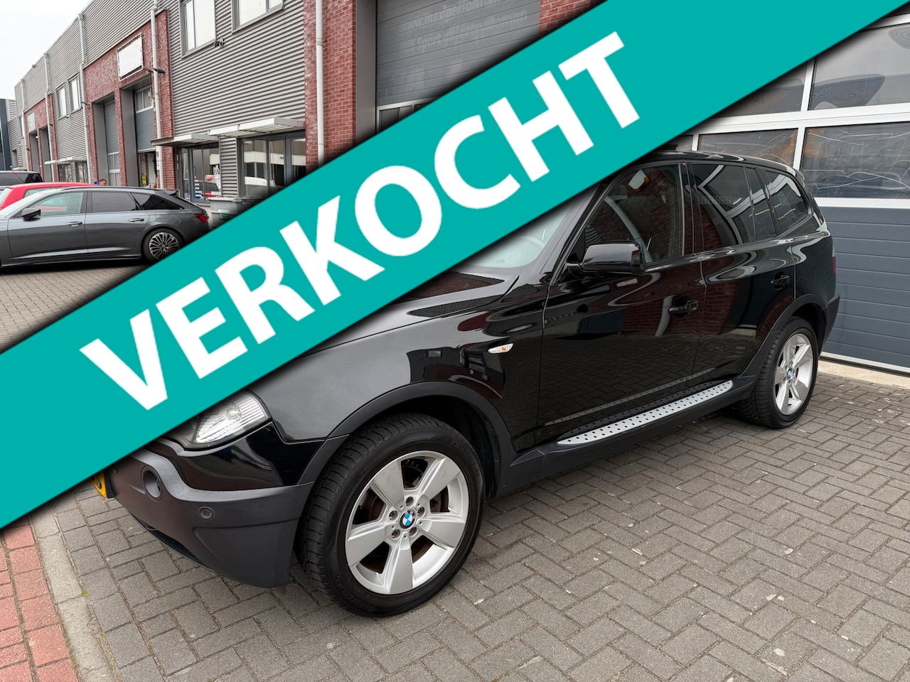 BMW X3 - 2.0i xDrive M Pano Leder Trekhaak Stoelvw Cruise PDC - AutoWereld.nl