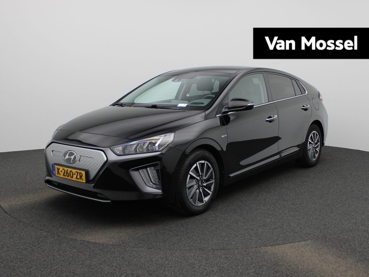 Hyundai IONIQ - Comfort EV 38 kWh | Automaat | Apple Carplay/ Android Auto | Camera | Lane Assist | Stoelv - AutoWereld.nl