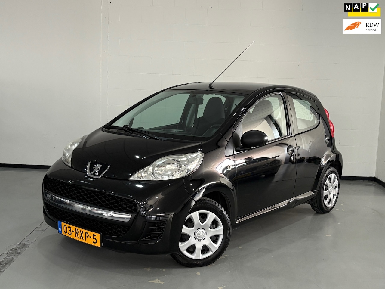 Peugeot 107 - 1.0-12V XR 1.0-12V XR - AutoWereld.nl