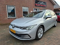 Volkswagen Golf Variant - 1.0 TSI Life. Zeer netjes en luxe o.a. stoel- & stuurverw, camera, virtual dashboard, carp