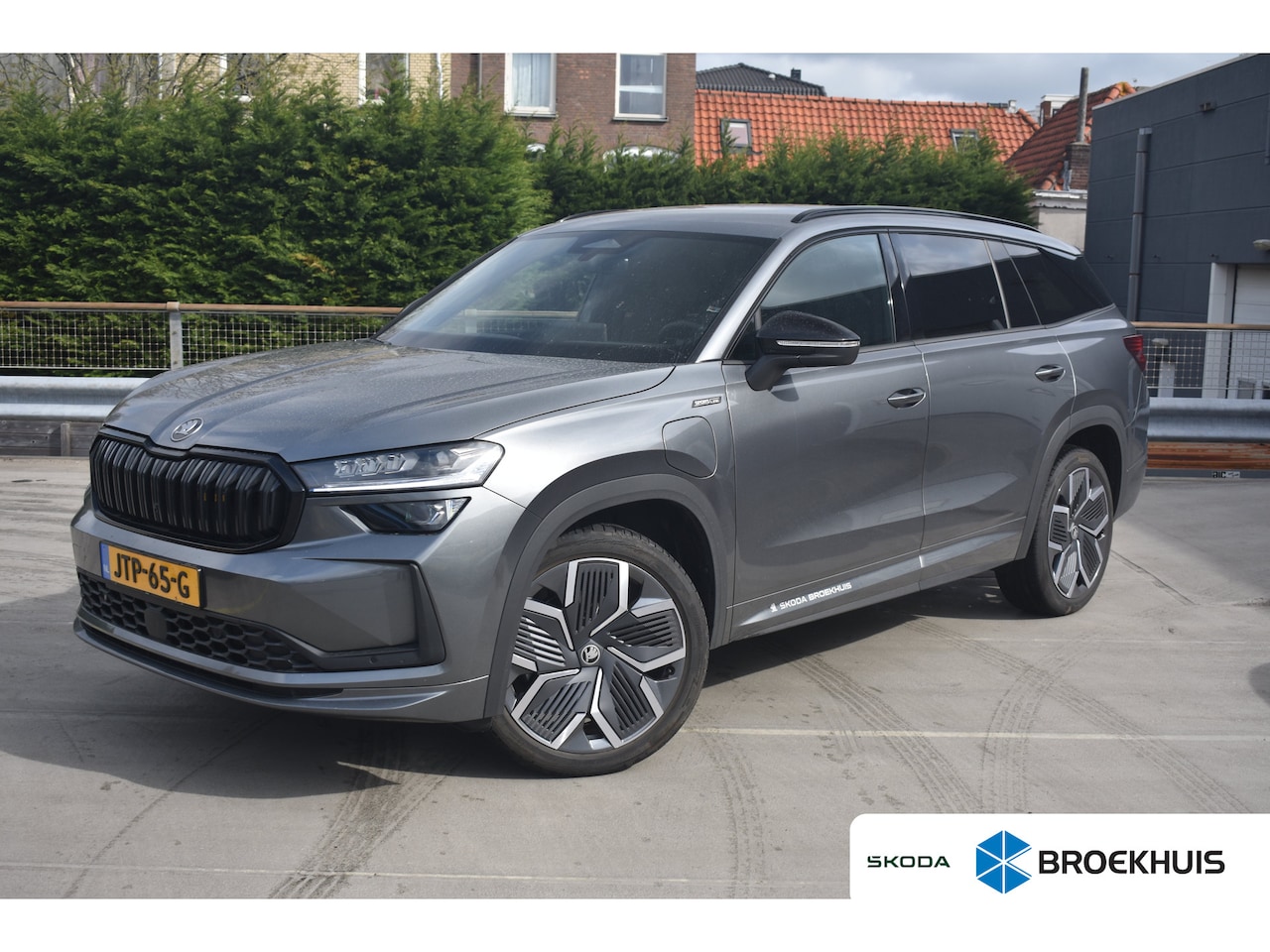 Skoda Kodiaq - 1.5 TSI 204PK PHEV Sportline Business | Trekhaak | 20" LM velgen | Caprlay | Navigatie | S - AutoWereld.nl