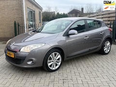 Renault Mégane - 1.4 TCE Celsium |zeer nette auto | top onderhouden | cruise | airco | pdc | isofix |
