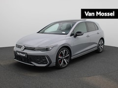 Volkswagen Golf - 1.5 eHybrid GTE 272 PK| Panoramadak | Trekhaak | Leder Interieur | Dealeronderhouden | DCC
