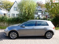 Volkswagen Golf - 1.2 TSI 110pk 5-deurs Clima Cruise Navi PDC Camera