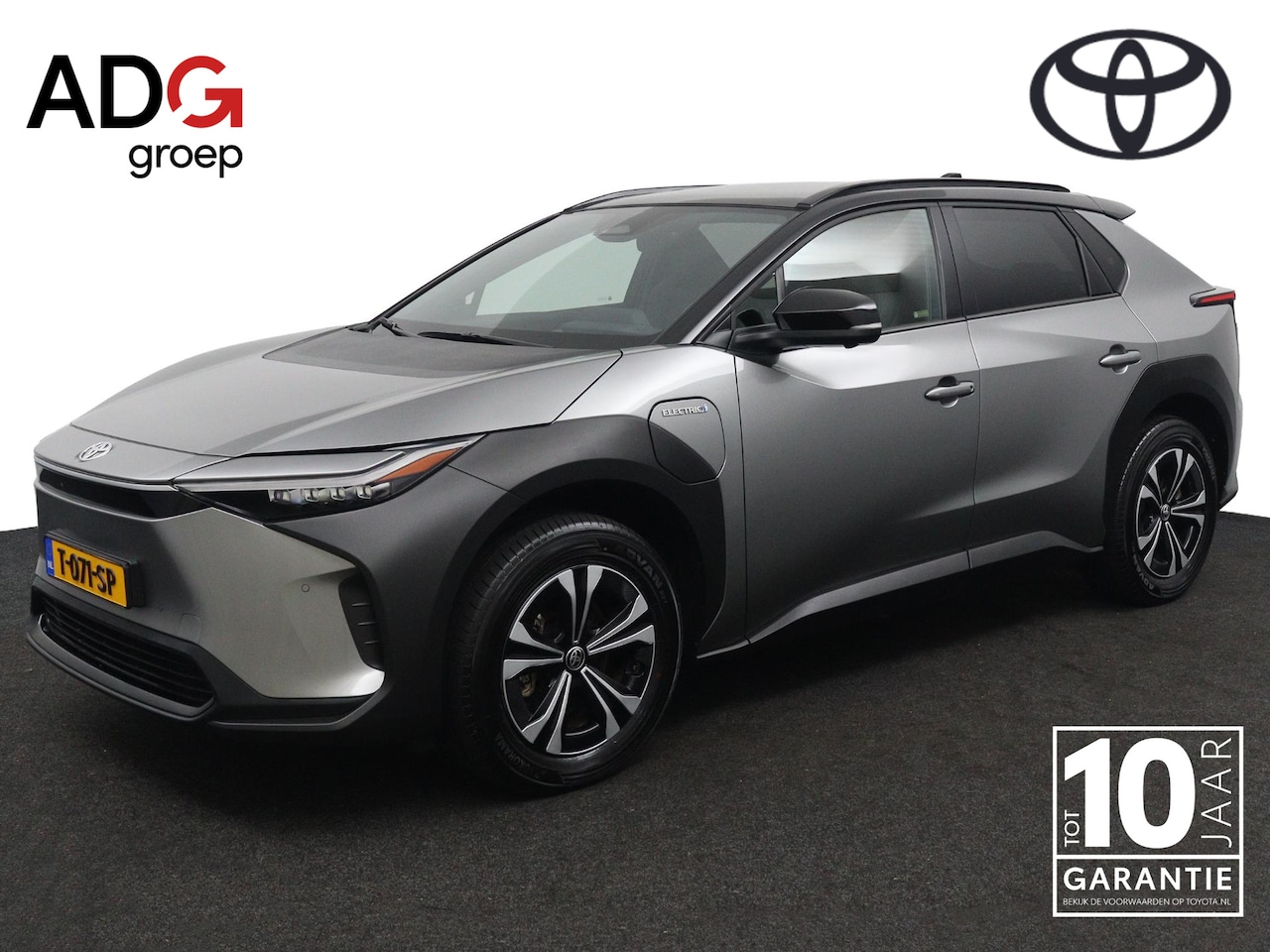 Toyota bZ4X - Dynamic 71 kWh | Panoramisch Dak | Bi- Tone | 360 Camera | Stoelverwarming | Keyless Entry - AutoWereld.nl