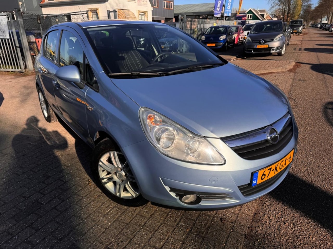Opel Corsa - 1.2-16V Enjoy 1.2-16V Enjoy - AutoWereld.nl