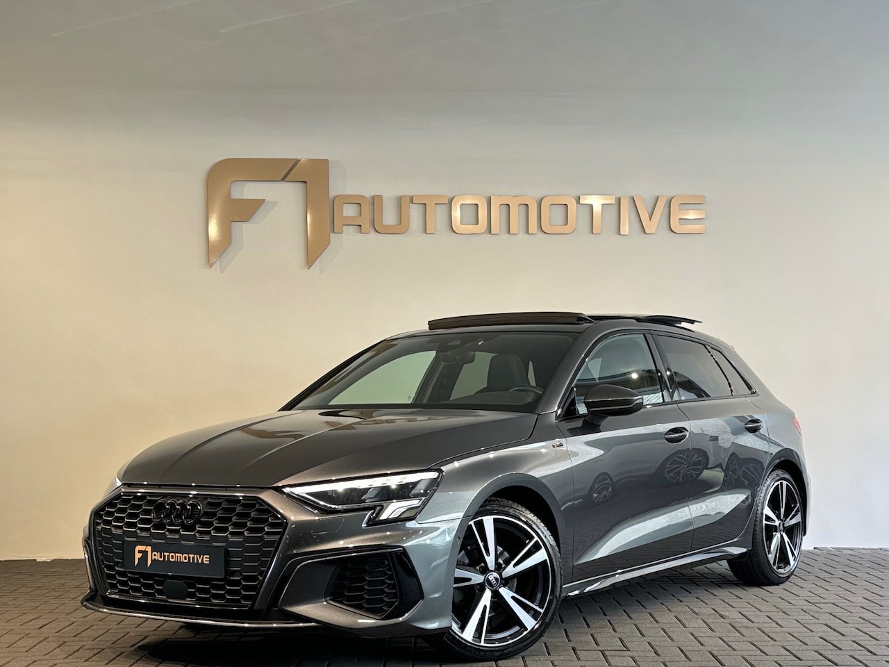 Audi A3 Sportback - 35 TFSI S Line Pano|Keyles|B&O|RS Seat|ACC - AutoWereld.nl