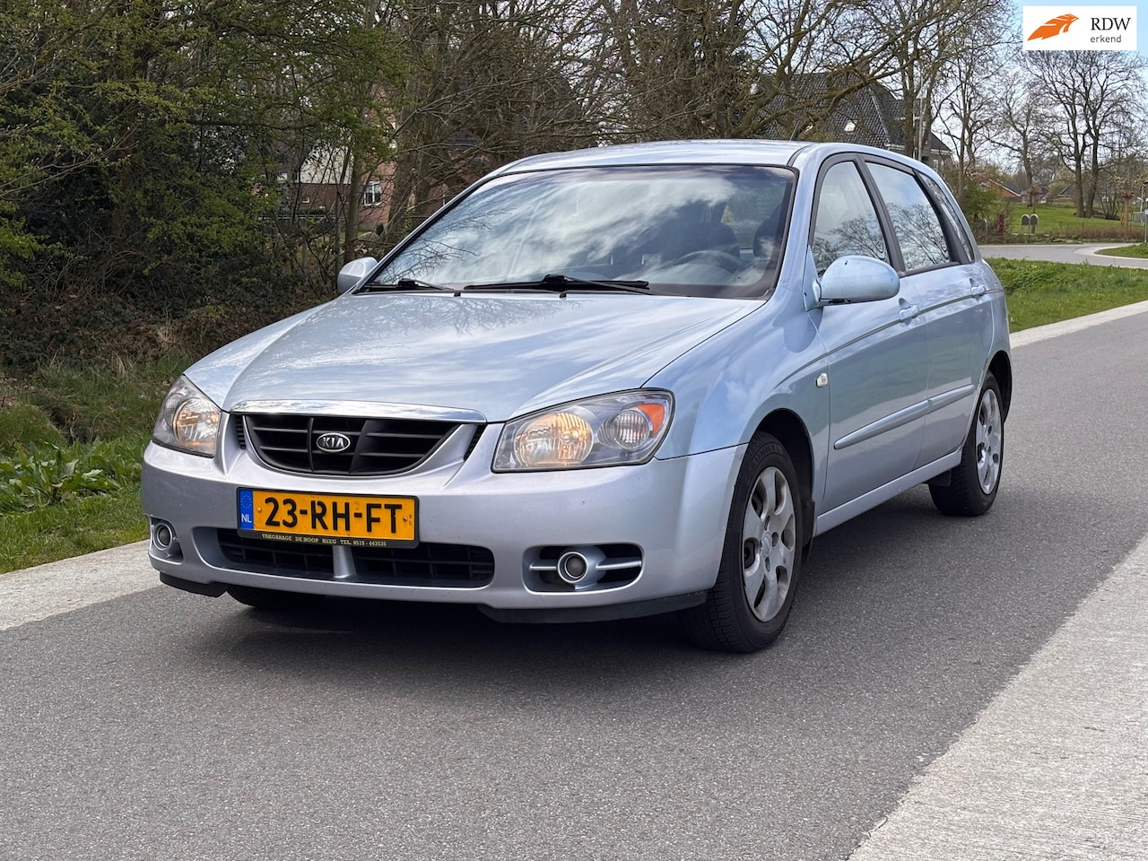 Kia Cerato - 1.6-16V LX | Weinig KM + Lange APK Nu € 1.450,- !!! - AutoWereld.nl
