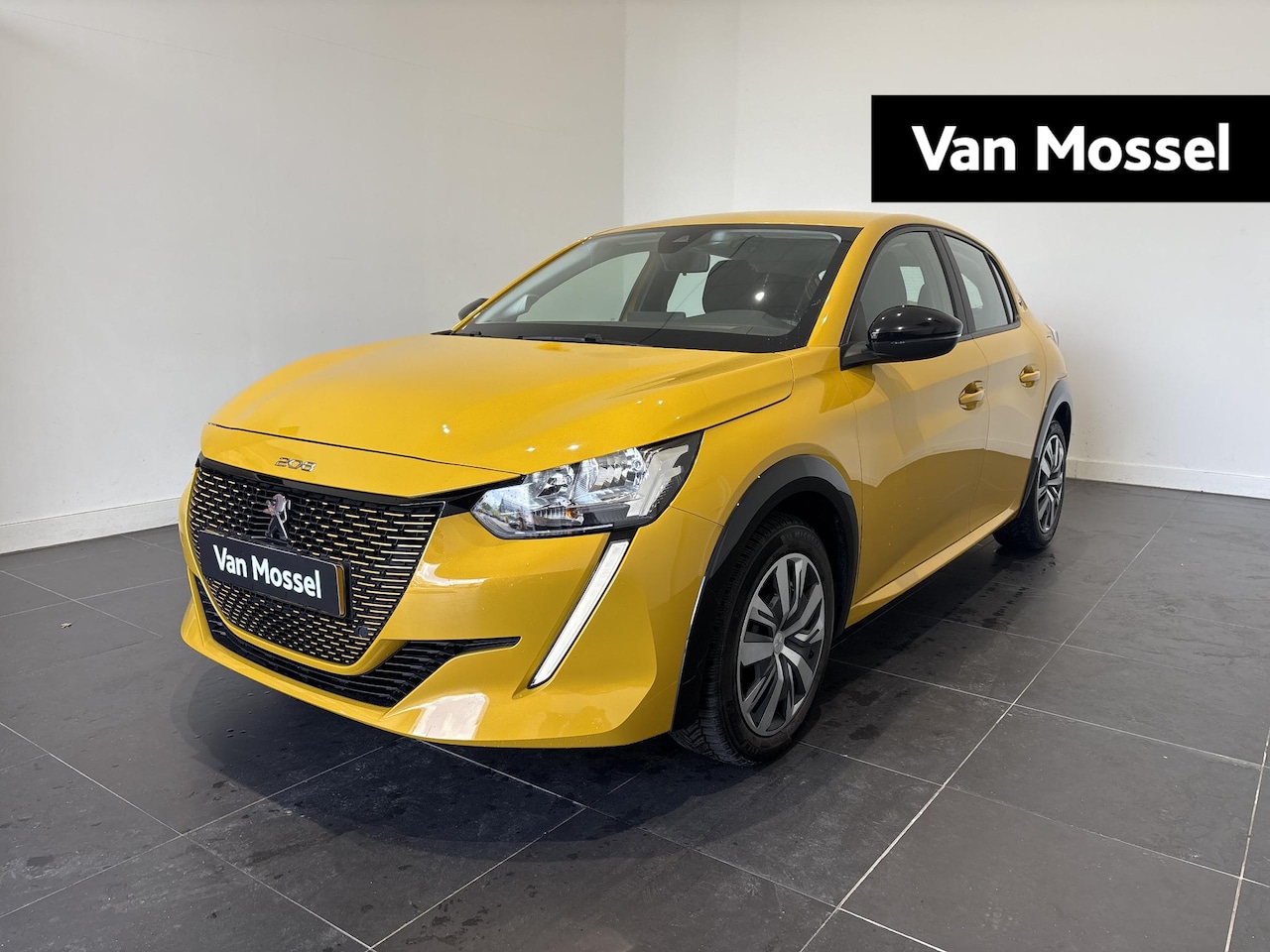 Peugeot e-208 - EV Active 50 kWh | APPLE CARPLAY & ANDROID AUTO | PARKEERHULP | DAB+ | - AutoWereld.nl