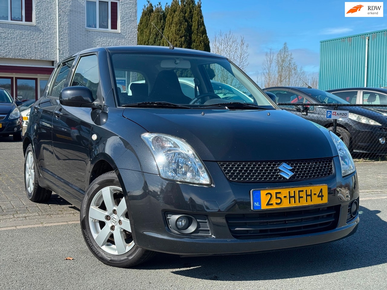 Suzuki Swift - 1.3 Bandit/5drs/Clima/APK 02-2027 - AutoWereld.nl