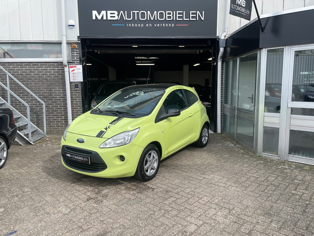 Ford Ka - 1.2 Comfort start/stop/Sport/Airco/Sport Look/Nap! - AutoWereld.nl