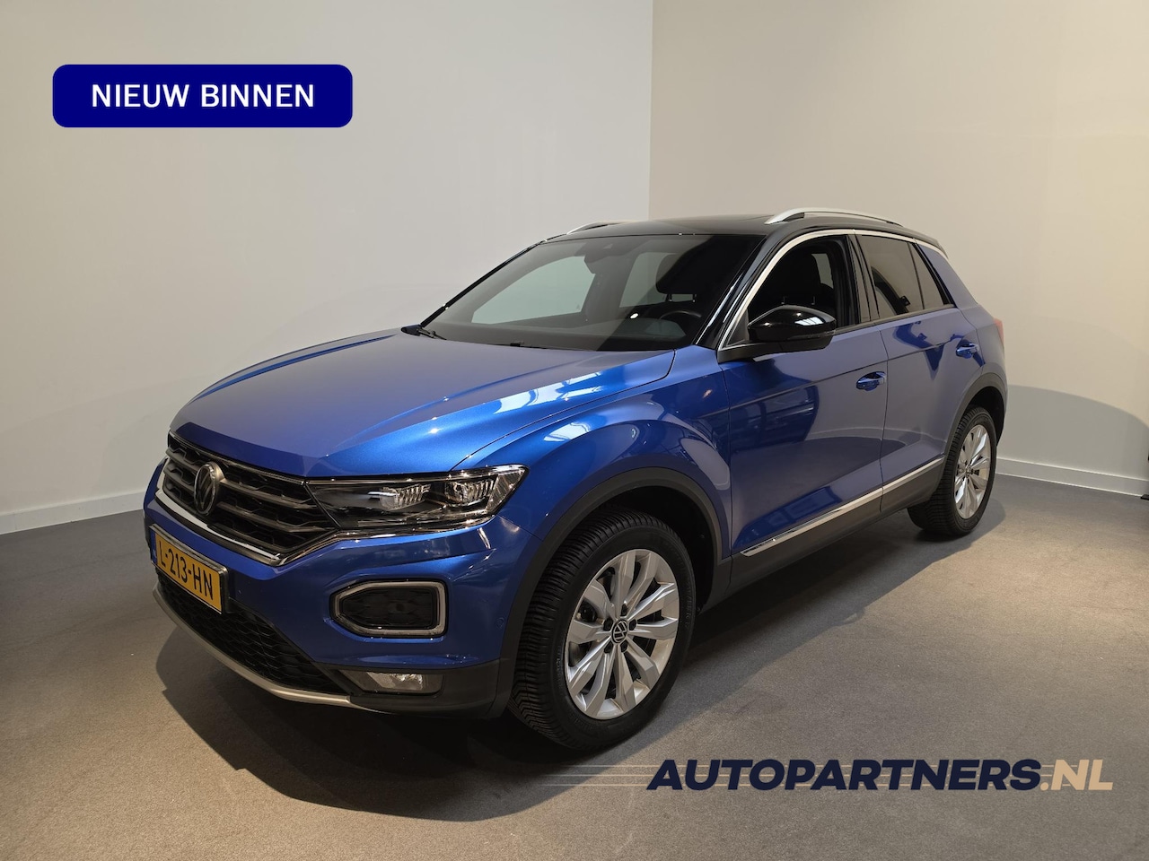 Volkswagen T-Roc - 1.5 TSI Sport - Two-tone - AutoWereld.nl