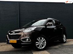 Hyundai ix35 - 2.0i 4WD | Panoramadak | Stoelverwarming | Navigatie