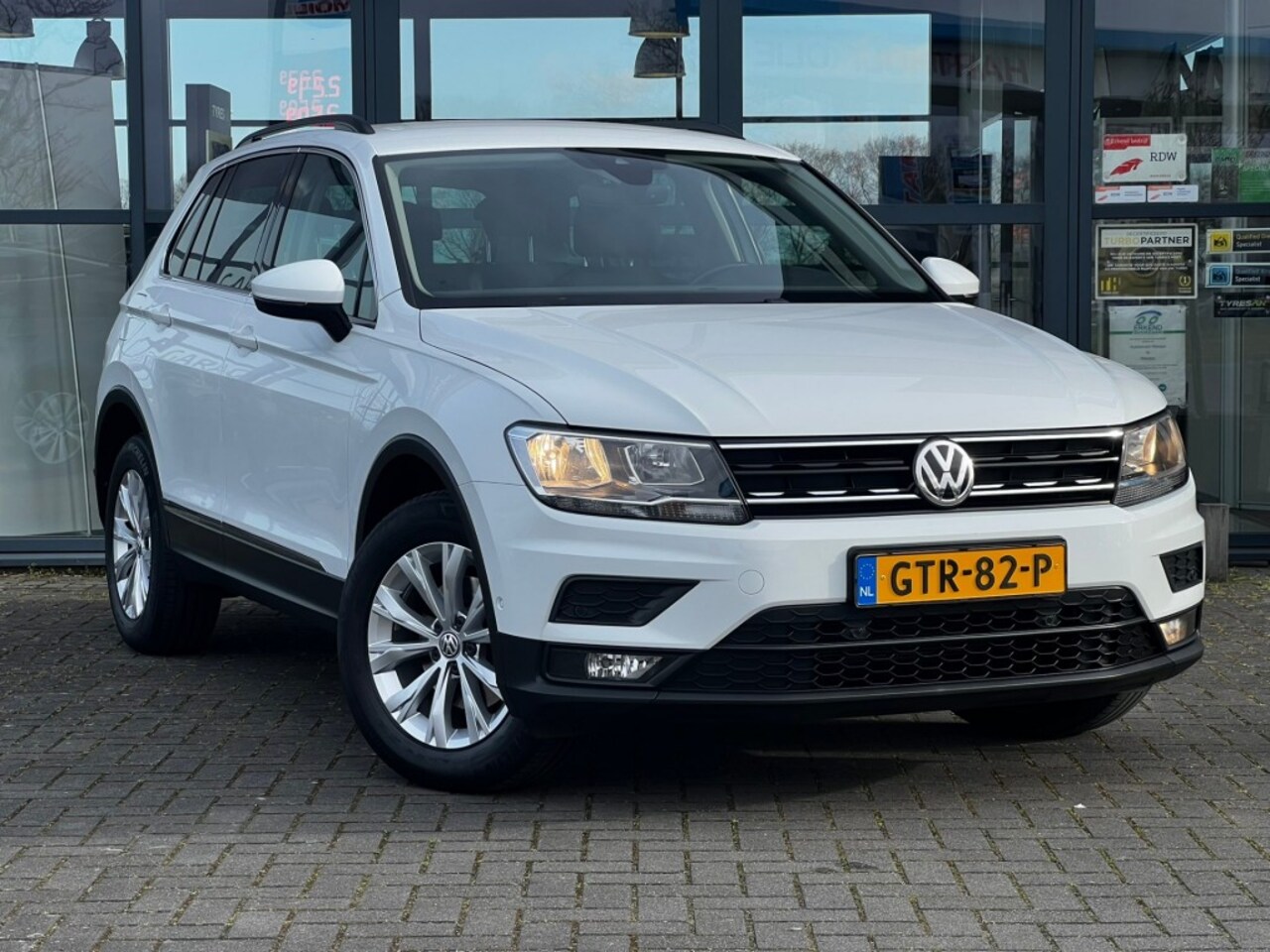 Volkswagen Tiguan - 1.4 TSI 4M. COMFL. - AutoWereld.nl