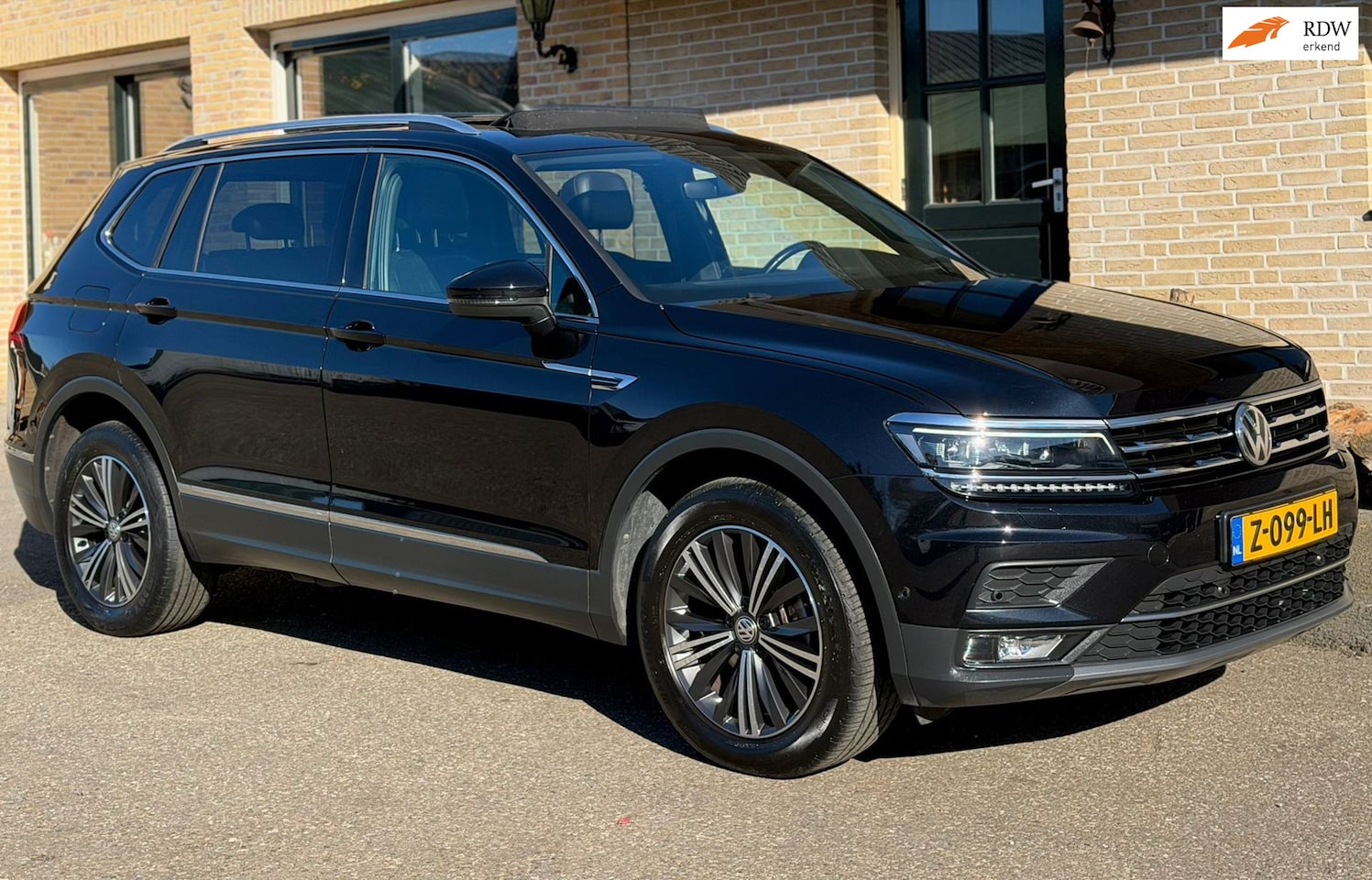 Volkswagen Tiguan Allspace - 1.5 TSI Allspace R-Line 7p.|PANO - AutoWereld.nl