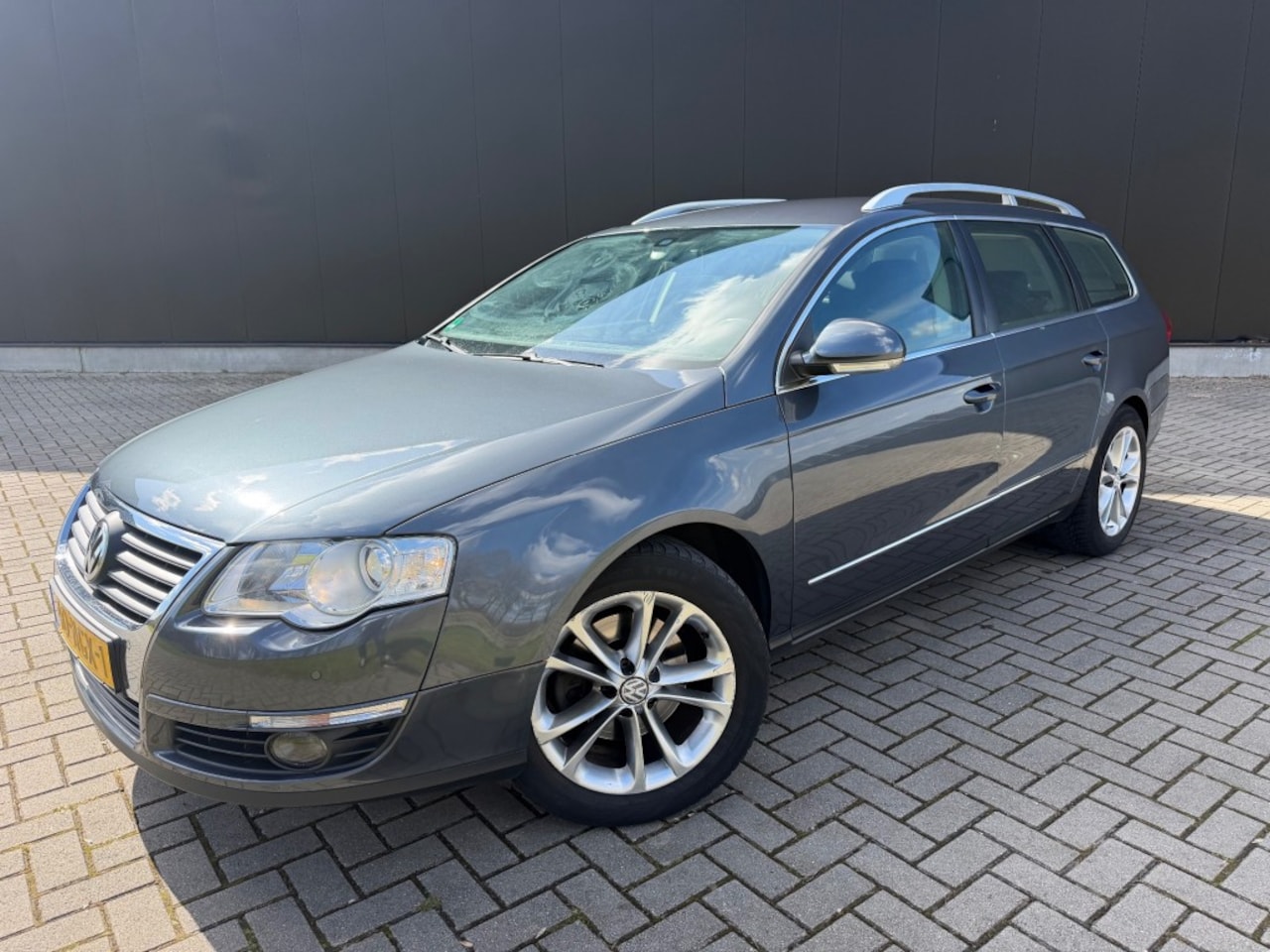 Volkswagen Passat - 1.4 TSINW APK / AUTOMAAT/ CRUISE /TREKHAAK - AutoWereld.nl