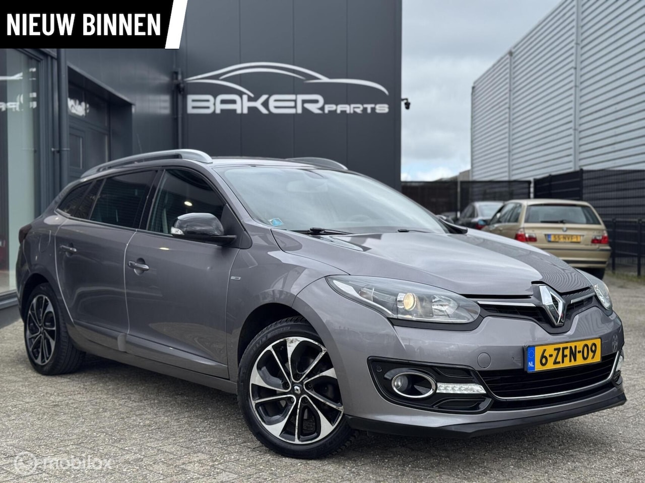 Renault Mégane Estate - 1.5 dCi Bose ~ Automaat ~ NAP ~ Airco - AutoWereld.nl