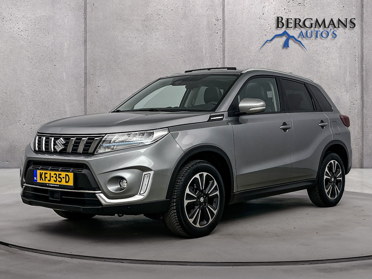 Suzuki Vitara - -1.5 Hybrid Style // DEALER ONDERHOUDEN // PANO-/SCHUIFDAK // STOELVERWARMING // KEYLESS / - AutoWereld.nl