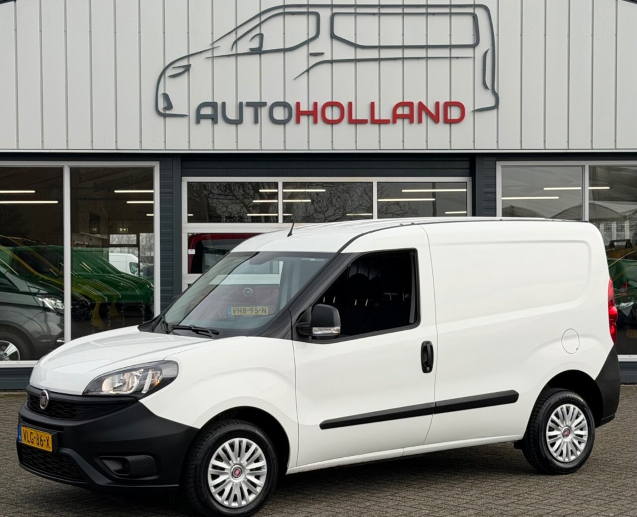 Fiat Doblò - 1.6 MJ 77KW 105PK EURO 6 3 ZITS BIJRIJDERSBANK/ AIRCO/ CRUISE CONTROL/ 100% DEALERONDERHOU - AutoWereld.nl