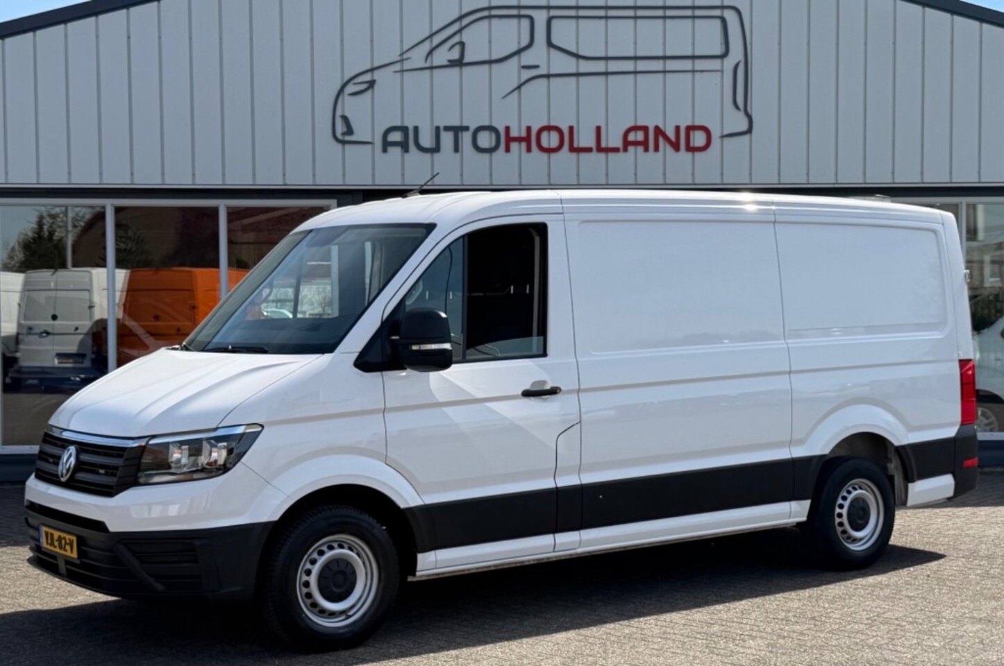 Volkswagen Crafter - 2.0 TDI 75KW 102PK L3H2 EURO 6 AIRCO/ CRUISE CONTROL/  100% DEALERONDERHOUDEN - AutoWereld.nl