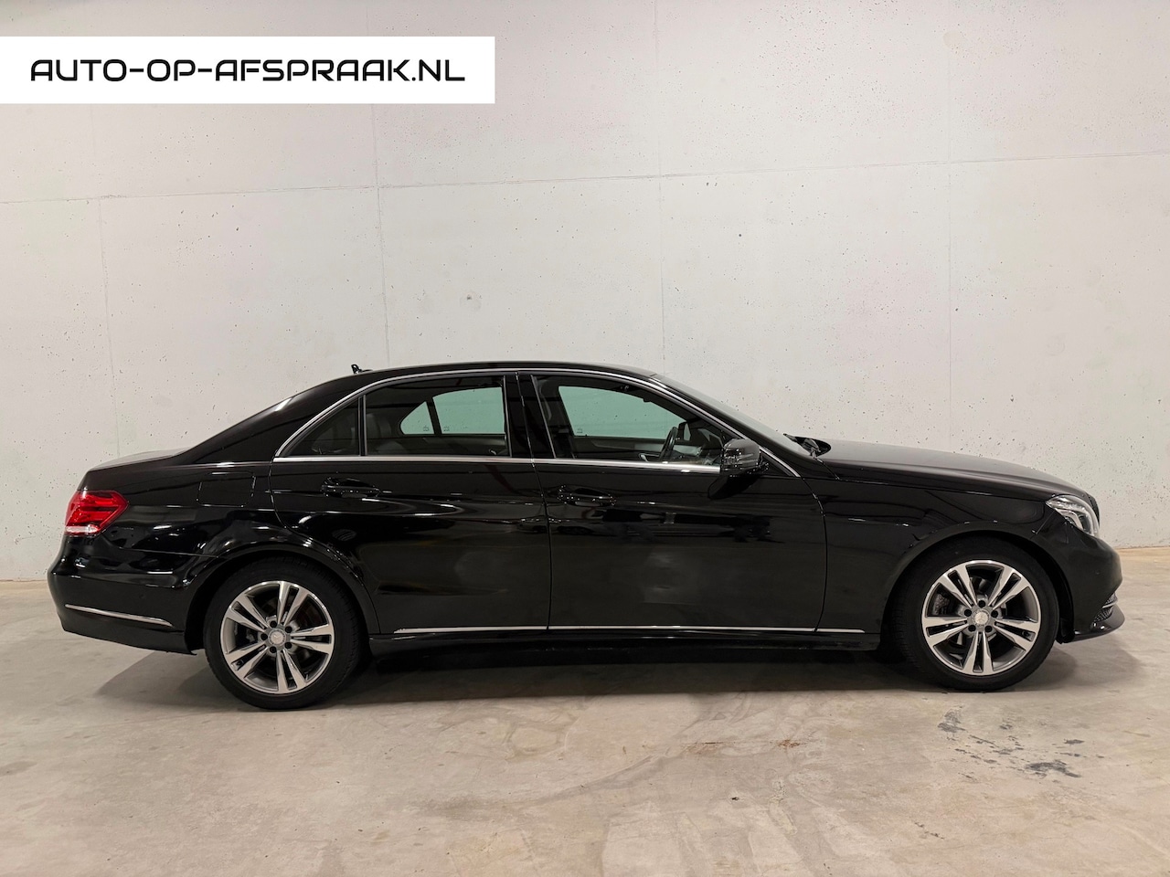 Mercedes-Benz E-klasse - 200 Avantgarde Leer Navi 1e eigenaar Aut. - AutoWereld.nl