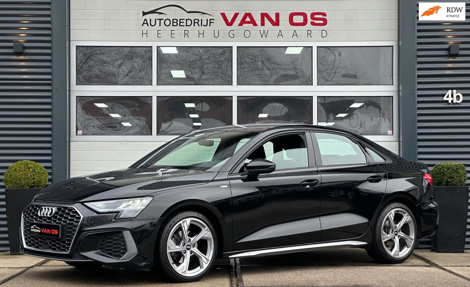 Audi A3 Limousine - 35 TFSI S edition Automaat / Virtual dashboard / Garantie - AutoWereld.nl