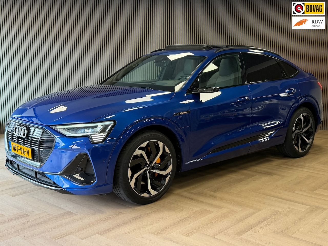 Audi e-tron Sportback - 55 quattro S edition 95 kWh AUT. PANORAMADAK CAMERA VIRTUAL COCKPIT NAVI LEDER APPLE CARPL - AutoWereld.nl