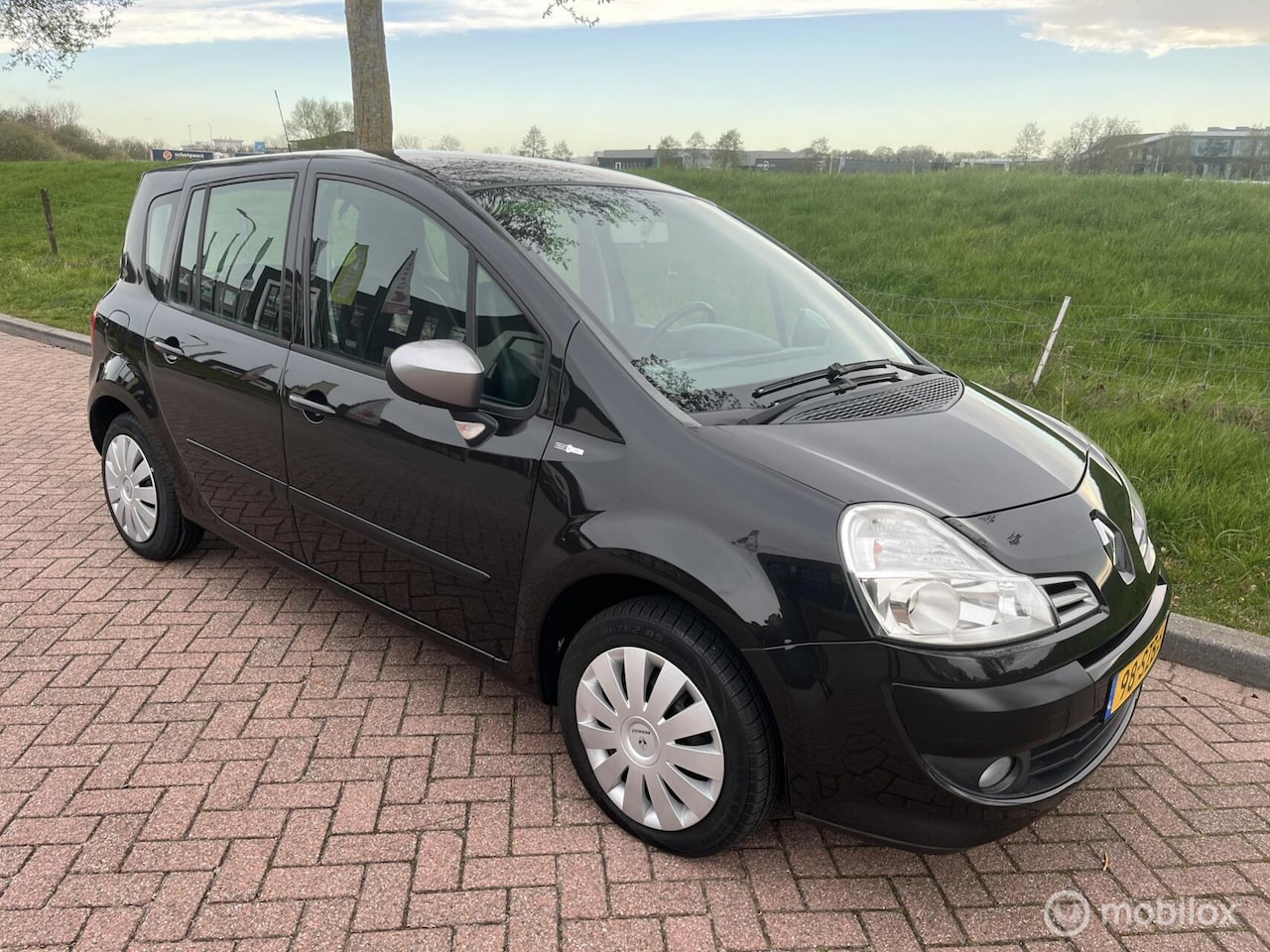 Renault Modus - 1.2-16V Night & Day + Trekhaak - AutoWereld.nl