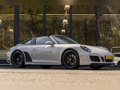 Porsche 911 Cabrio - Targa 3.0 Carrera 4 GTS Sport Chrono