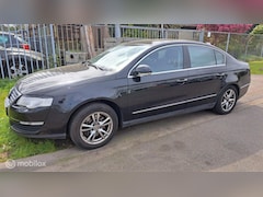 Volkswagen Passat - 2.0 FSI Sportline