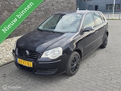 Volkswagen Polo - 1.4-16V Optive - Airco - Cruise - Automaat