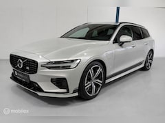 Volvo V60 - 2.0 T6 Twin Engine AWD R-Design PANO / TREKHAAK