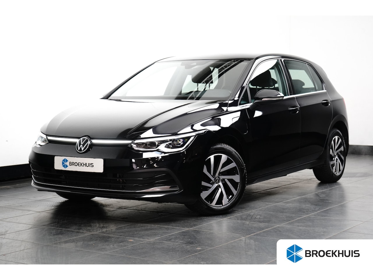 Volkswagen Golf - Style eHybrid 204Pk DSG/AUTO | Achteruitrijcamera | Navigatie | Apple carplay Android auto - AutoWereld.nl