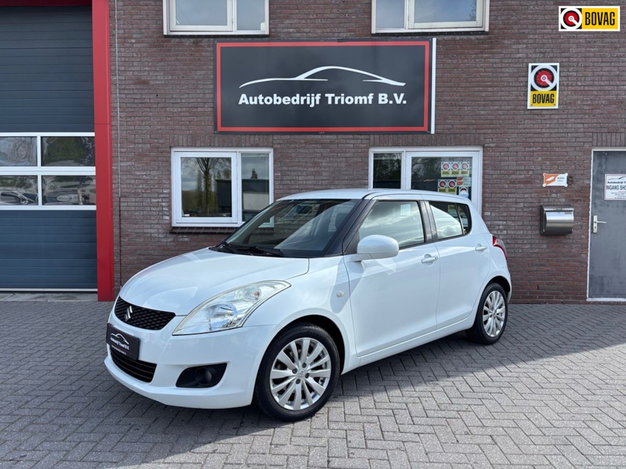 Suzuki Swift - 1.2 KEYLESS GO - CRUISECONTROL- AIRCO- LMV..!! - AutoWereld.nl